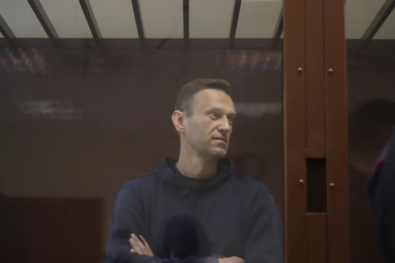 Суд над Навальным по делу о клевете на ветерана. Онлайн