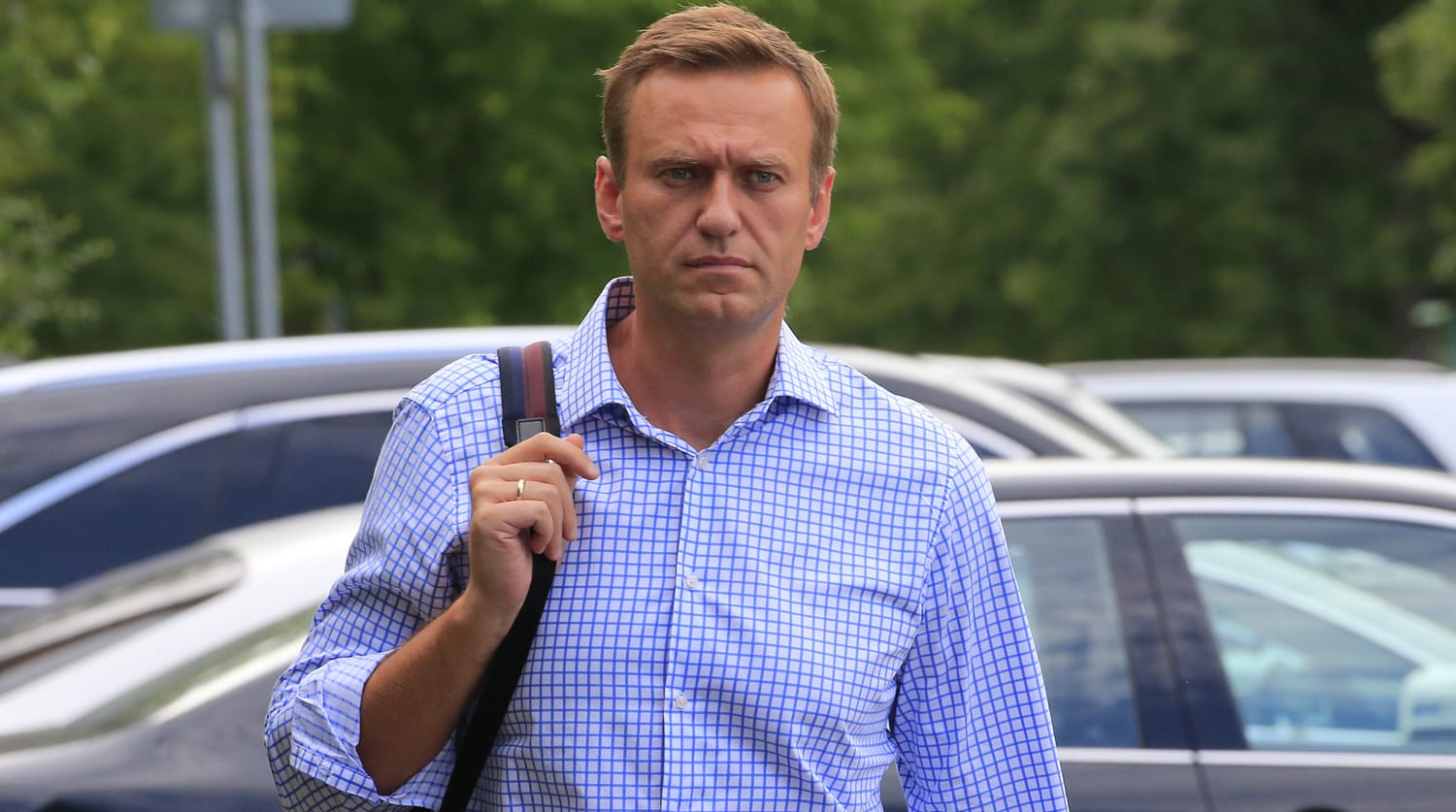 «Навального отравили, чтобы заткнуть ему рот» — Ангела Меркель