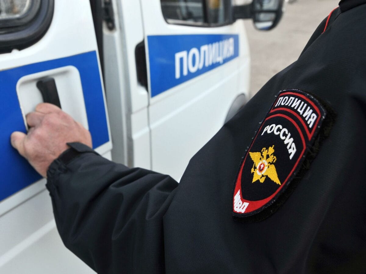 В Перми пришли с обысками к юристу «Мемориала» Сергею Трутневу и журналистке Оксане Асауленко